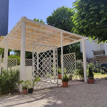 La Villa Bellaria-Igea Marina Eksteriør billede