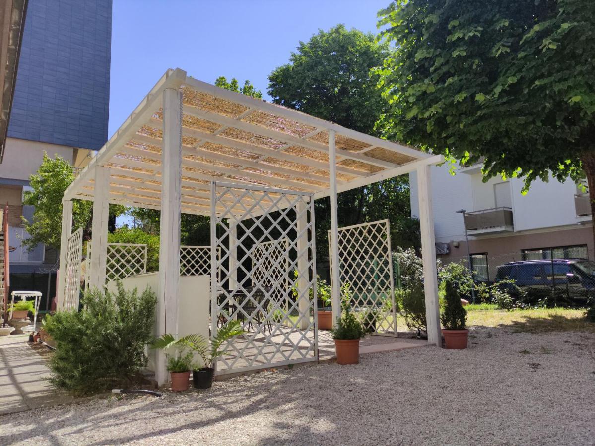 La Villa Bellaria-Igea Marina Eksteriør billede